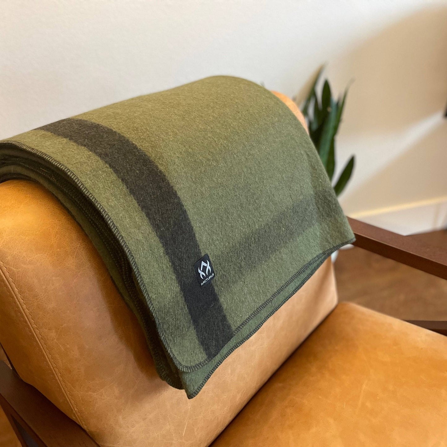 Arcturus Rainier Wool Blanket: Four Cedars / Twin