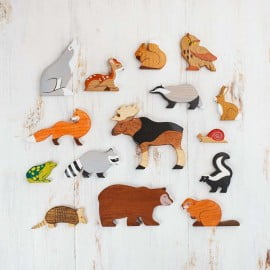 Wooden Hare NATURE DISPLAY